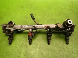 Rampe d'injection Mercedes OEM R1110781045 W208 2.0