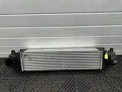 Intercooler BMW OEM 7617598 - Pieza Usada Original