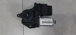VOLKSWAGEN GOLF PLUS 05-14 Vasemman takaluukun moottori