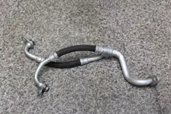 Öljyputki OEM 06M145140J Audi RS4/RS5 8W:lle