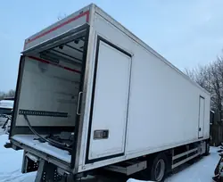 OEM Zabudowa izoterma 2019r - Carroçaria Isotérmica