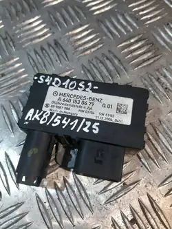 Sytytystulpanin releemoduuli A6401530479 Mercedes