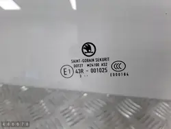 Skoda Superb dörrglas OEM e143r001025 - Begagnad