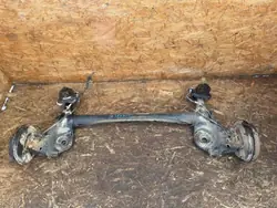 Viga do eixo traseiro OEM 845 para Fiat Grande Punto