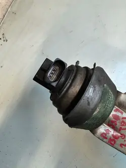 Turboaktoori OEM 2132 VW Passat B6 2.0 TDI:lle