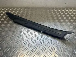 Extremo de guardabarros Audi A4 B8 OEM 8K081112A - Usado