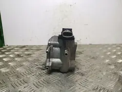 Filtre à carburant Jeep OEM FOB18366 - État utilisé