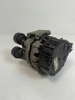 Audi A5 F5 2.0 TFSI Generaattori 06L903018H