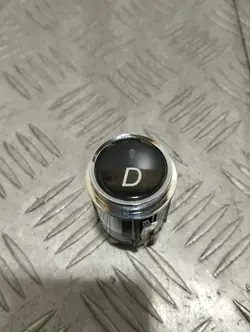 Aston Martin DB11 2019 Strömbrytare OEM HY537J177AB