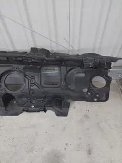 BMW 2 F46 F45 skottisolering OEM 7326969