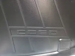 Kofferraummatte OEM J7122ADE00 für Kia Ceed 2019+