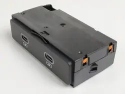 Prise USB Audi OEM 4N1035954 - Pièce d'origine usagée