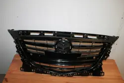 Grill MAZDA 3 13- BJS7-50712