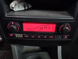 Ilmanvaihtopaneelin konsoli Seat Ibiza III 6L 6L0820043E