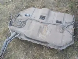 Réservoir à carburant OEM Bak Grandis 2.4 Mitsubishi 04-11