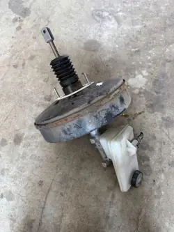 Opel Servo 8200506830 voor Vivaro C 2.0L Diesel 2008