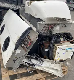 Carrier SUPRA 850MT jäähdytysyksikkö höyrystimellä