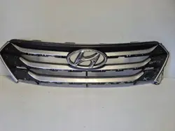 Hyundai Santa Fe 2013 Radiator Grille Damaged OEM 86351-2W000