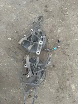 KIA Ceed 2025 Moyeu Roue Arrière Gauche OEM 52701G4DA0