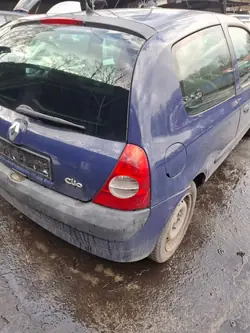 Vitre latérale droite avant Renault Clio 2 OEM 5425577