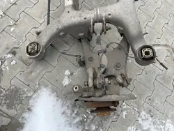 Poutre suspension arrière OEM AUST131465 BMW 7