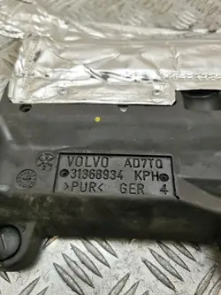Volvo XC90 2018 motorlockspackning OEM 31368934