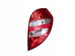 Lámpara trasera derecha MERCEDES-BENZ A (W169) A1698200464