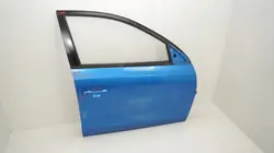 Porta dianteira direita OEM 360208884 para Hyundai i30 07-10