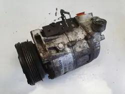 Volvo V70 III 2.4 D5 Ilmastointikompressori 36051063