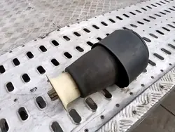 BMW 5 F11 Hintere rechte Luftfederaufhängung OEM R307513706