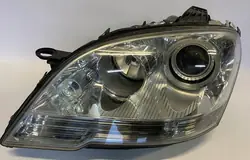 Linker Koplamp Mercedes ML W164 Hella A1648203159