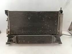 FIAT LINEA 1.3 M-JET Intercooler Radiador de Agua