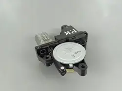 Kia Sorento 2017 etuoven ikkunamoottori OEM 62450C5120