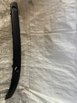 BMW OE Etupuskuri Trim Oikea E39 51112494194