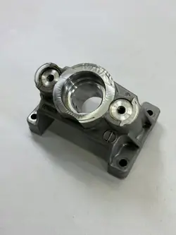 BMW Nockenwellenhalter OEM 8663378 - Gebraucht