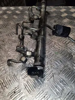 BMW 7787164 inspuitrail sensor voor 2.0D M47N2