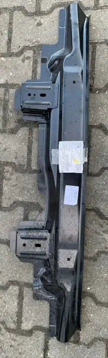 OEM 8R0813303 baksätesbältesförstärkning