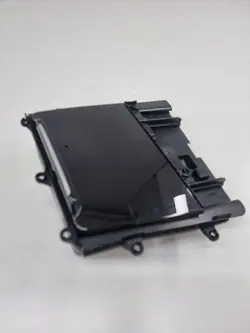 OEM 84675J7BD0 Armaturenbrett-Aschenbecher für KIA Ceed 2025