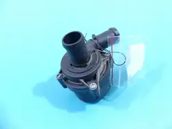Bomba de água OEM 5Q0965567 para Skoda Octavia III