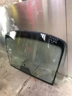 Framruta VW Jetta III OEM 43R004527