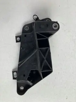 Chrysler Pacifica 2017+ Rechter Wasser Kühler Halter 68292238AB