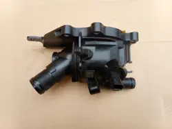 Termostaatin kotelo OEM 110600260R - Käytetty Renault OE