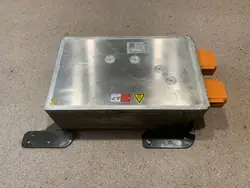 Wechselrichter Porsche Taycan OEM 5QE915684BK Gebraucht