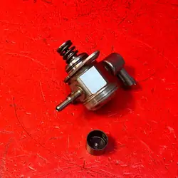 Pompe à carburant OEM AG9E-9D376-AB pour Ford Focus 2.0 ST