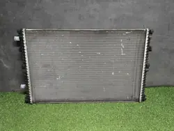 Radiador de agua Porsche Cayenne 9Y 4M0145804T