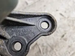 BMW Pakoputken kiinnitystuki OEM 8582034 - Käytetty