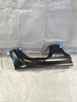 PEUGEOT 208 II Rechter Schweller