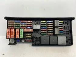 Caja de fusibles Mercedes OEM A1645402372 - Usado