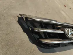 Jäähdyttimen ritilä Hyundai OE OEM 8636005610