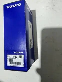 Volvo XC60 2022 Oikea Etuvalon Pesusuutin OEM 32418738